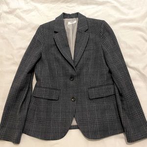 Untuckit women’s blazer size 2 never worn, grey, blue, brown plaid